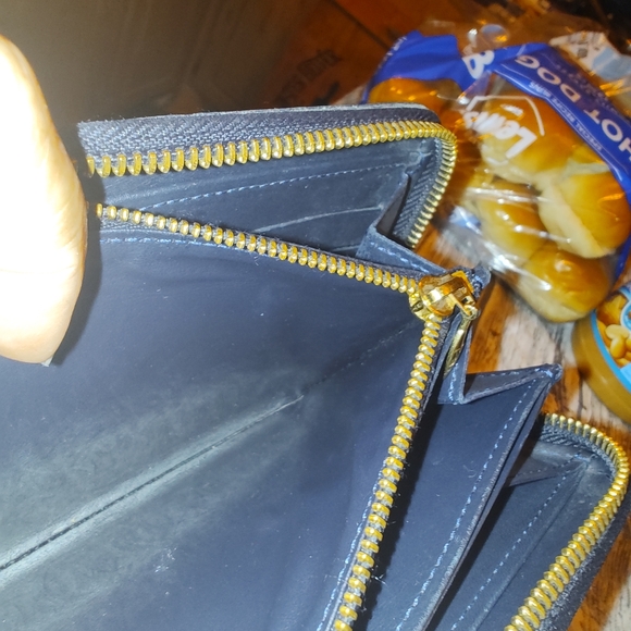 Authenticated Vernie by LV - Picture 6 of 16